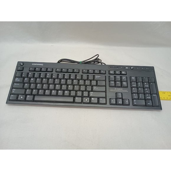 Compaq Corded Keyboard Model # 5137 Part 5189-0403 REV 2.6 Black - Picture 1 of 8